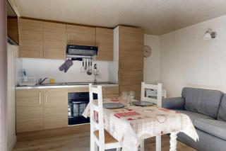 L'Ermitage - Jura - TV - 7