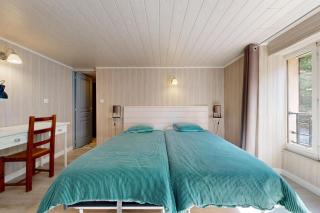 L'Ermitage - Jura - TV - 4