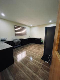 Penthouse - 15 mins from International Airport - 1