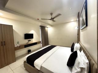 Hotel 9 Square Rajkot - 2