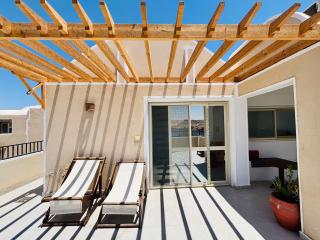 Golden Sun House I - 8