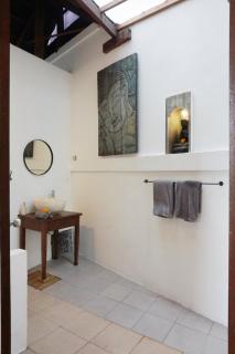 Villa Nicole 5BR Paradise, quiet area in Central Oberoi Seminyak - 2