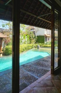 Villa Nicole 5BR Paradise, quiet area in Central Oberoi Seminyak - 7