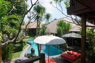 Villa Nicole 5BR Paradise, quiet area in Central Oberoi Seminyak - 7