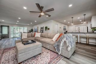 Modern Retreat in the Heart of Tulsa with Garage - 0