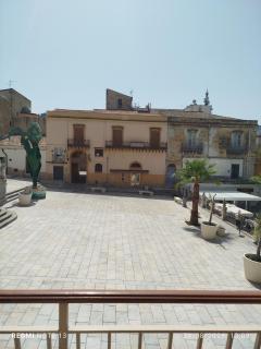 La casa sulla piazza - 9