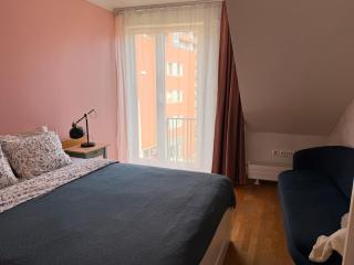 Family Apartment in City Centre I 5-min Old Town - 1
