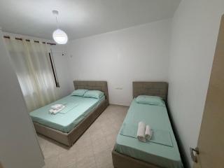 2 bdr apt with stunning sea view in the promenade - 8