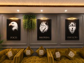 Luxury Apartments in Bahria Town Lahore - 8