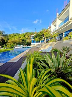 De Cairo's Mountain & Ocean View Villa - 1
