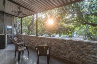 GoCo stays - Boho retreat with private soak in pool - 3
