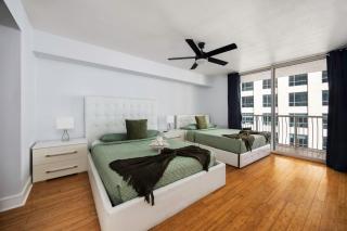 1Bd Apt with Free Parking and Amazing View - 5