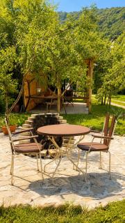 Wooden Cottages in Dilijan - 4