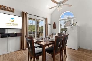 Peaceful Lakeview Escape - For 6 - 3
