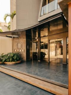 2N - Apartamento elegante con piscina a pocos pasos del centro comercial Brisas - 5