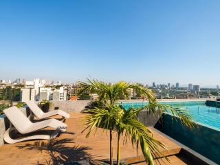 2N - Apartamento elegante con piscina a pocos pasos del centro comercial Brisas - 0