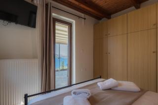 Rooted Serenity with Hot Tub and Endless Sea Views - 7