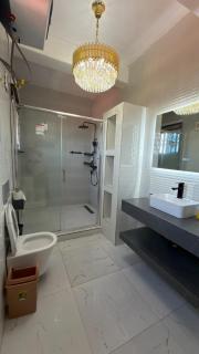 4 bedroom luxurious apartment in Bortianor - 2