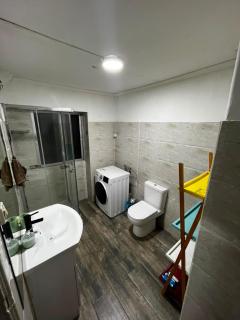Comfortable apartment near the Sta Lucia metro station and UC Hospital - 9