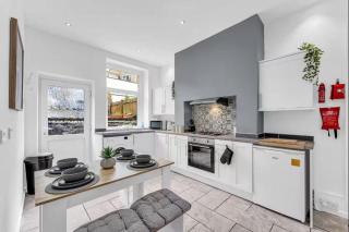 2 Bedroom House at Buxton Peak District - 8