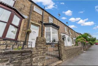 2 Bedroom House at Buxton Peak District - 6