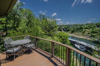Lake Travis Bungalow Casita Golden Rod #2 - 9
