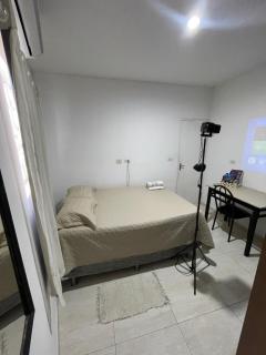 Suíte Quarto Casal com Wi-Fi e Ar - 02 - 5