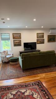 Groton Hotel - 4