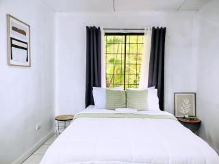 Casa Emma Quepos - Tropical & Private Getaway Near Manuel Antonio National Park - 2