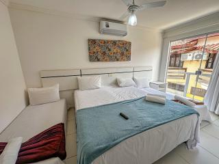 Casas no Residencial Mont Sião com 1, 2 ou 3 suítes (todas com ar condicionado) condomíno a poucos metros da praia de Taperapuã (Axé Moi), com 2 piscinas adulto, 2 infantil, sauna e 2 portarias, casas com internet privativa 300MBPS - 7