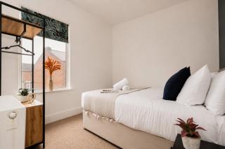 Contractor-Friendly 3-Bed Home in Darlington - 4