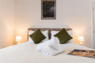 Contractor-Friendly 3-Bed Home in Darlington - 9