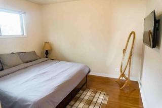 Spacious 6BR Home 4 Mins to Downtown - 5