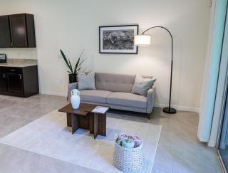 South Shore Suites - 8