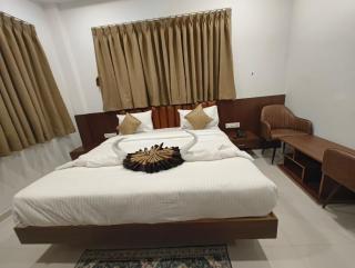 Hotel Vedant inn - 8