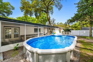 Heated Pool, 5BR Sleeps 14, Game Table 15 Min to Busch Gardens, Tampa - 9