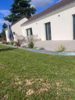 Maison la BEAUNE étoile climatisée, parking privé, piscine - 8