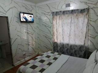 JT Guest House - 2