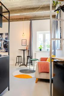 Designer studio BLUE 21 - 1
