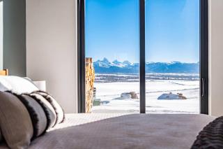 Luxury Retreat Epic Views & Hot Tub - 6