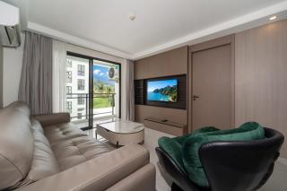 Modern 2BR near Bangtao Beach & Beach Club - 7
