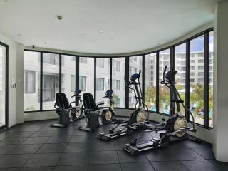 Modern 2BR near Bangtao Beach & Beach Club - 4