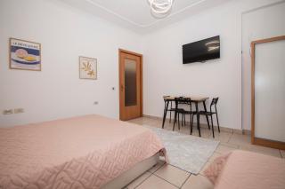 Helia Studio - City Central - 9