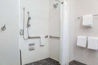 Holiday Inn Express & Suites Dry Ridge by IHG - Dry Ridge - 3
