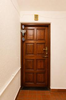 Beautiful & Spacious 2bhk AC Apartment near baga beach close to Titos lane with Kitchen, Washing Machine, Car parking and Swimming Pool - 6