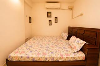 Beautiful & Spacious 2bhk AC Apartment near baga beach close to Titos lane with Kitchen, Washing Machine, Car parking and Swimming Pool - 7
