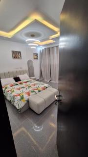 Modern, quiet, and secure apartment - 5