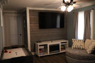 Rocky Hill Retreat - 1