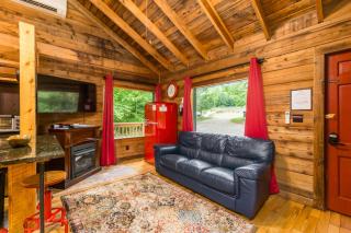 The Big Little Cabin - Hot Tub - Playground - 4