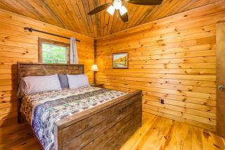 The Big Little Cabin - Hot Tub - Playground - 1